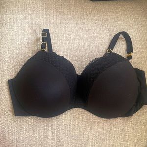 Victoria Secret Incredible Bra